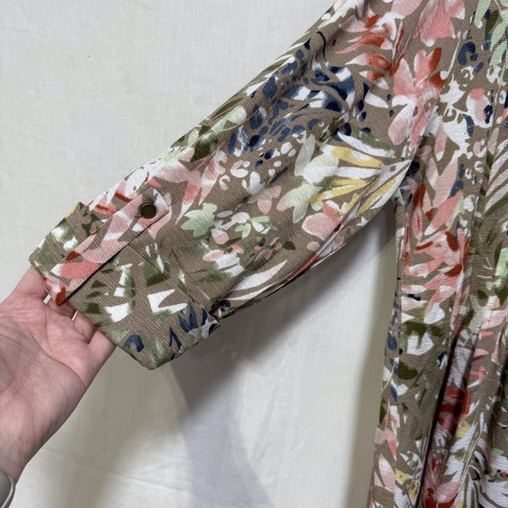 New Directions Womens 1X Top Floral Poly Spandex Blouse Stretch Office Church - Picture 3 of 10
